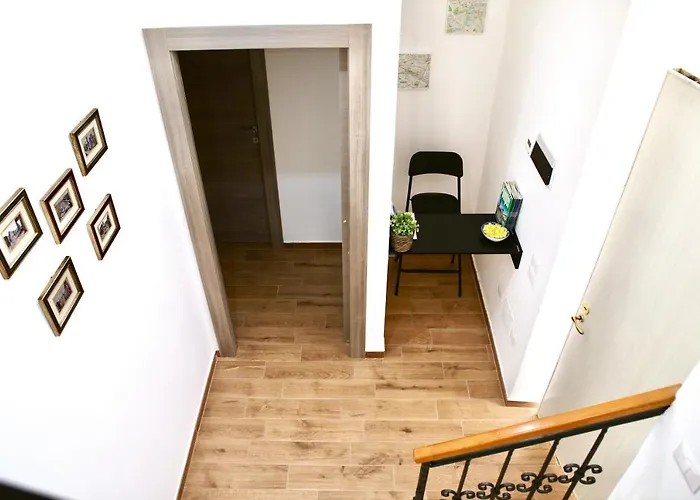 Oda ve Kahvaltı Andolfi 24 4*